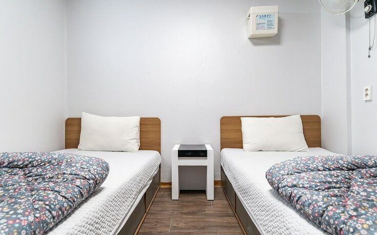 Imagen general del Hotel Pocheon J. Foto 5