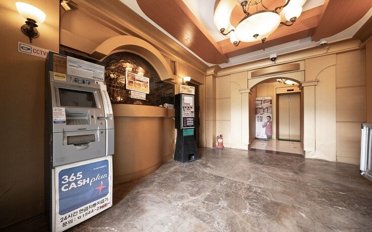 Imagen de los interiores del Hotel Pocheon Kingdom. Foto 36