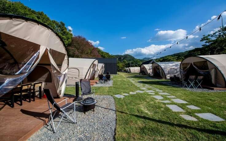 Imagen general del Hotel Pocheon Pureunsan Fairway Glamping. Foto 4