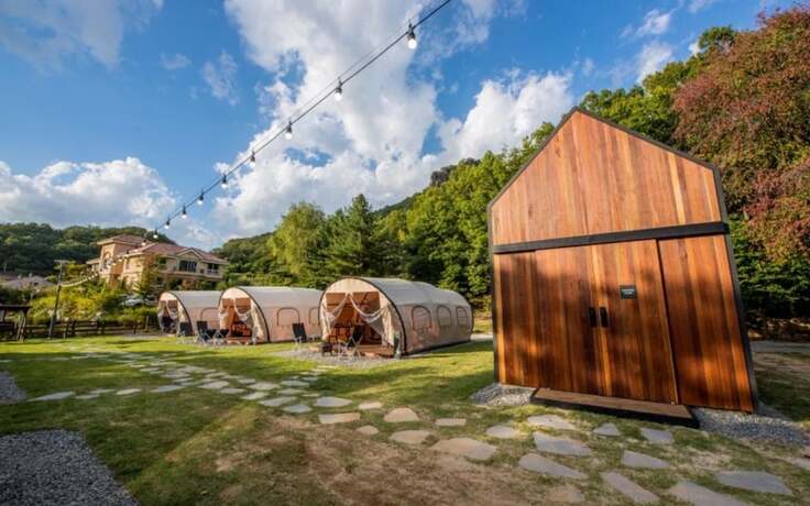 Imagen general del Hotel Pocheon Pureunsan Fairway Glamping. Foto 6