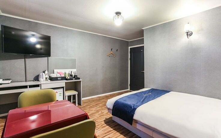 Imagen general del Hotel Pocheon Santorini. Foto 3