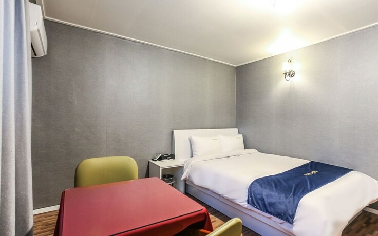 Imagen de la habitación del Hotel Pocheon Santorini. Foto 23
