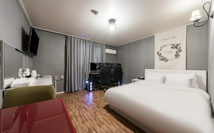 Imagen de la habitación del Hotel Pocheon Santorini. Foto 29