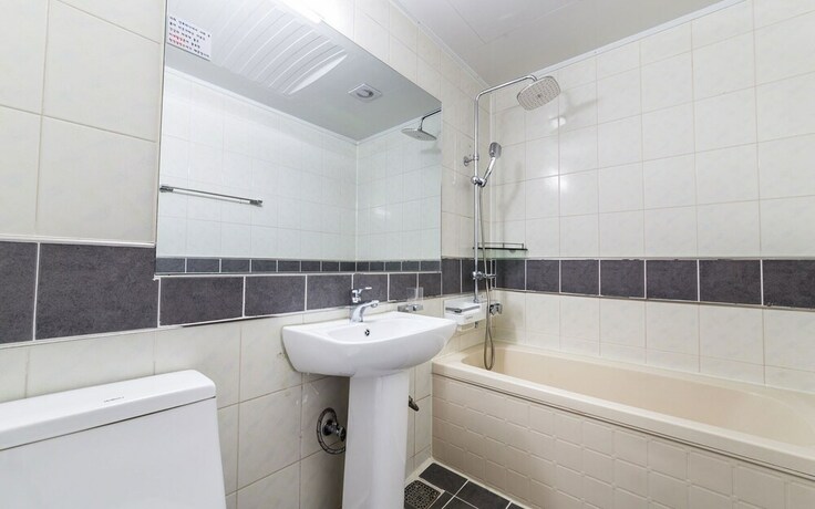 Imagen de la habitación del Hotel Pocheon Santorini. Foto 33