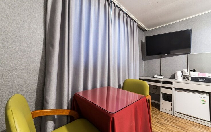 Imagen de la habitación del Hotel Pocheon Santorini. Foto 34