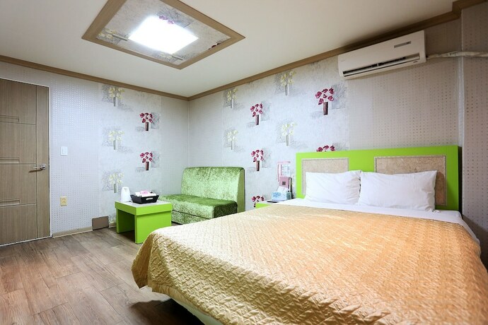 Imagen general del Hotel Pocheon Seokwa Motel. Foto 11