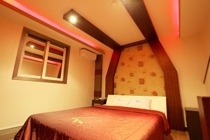 Imagen general del Hotel Pocheon Sheel. Foto 1