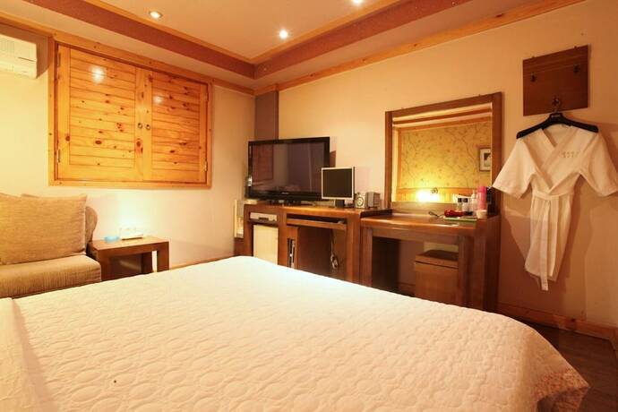 Imagen general del Hotel Pocheon Supsogui Gungjeon. Foto 1