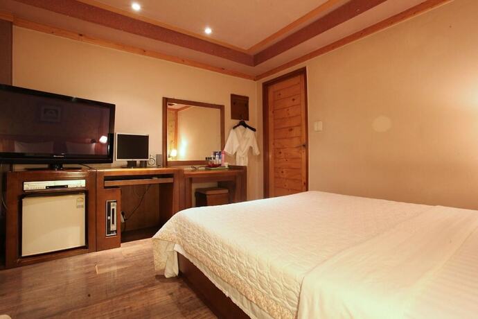 Imagen general del Hotel Pocheon Supsogui Gungjeon. Foto 2