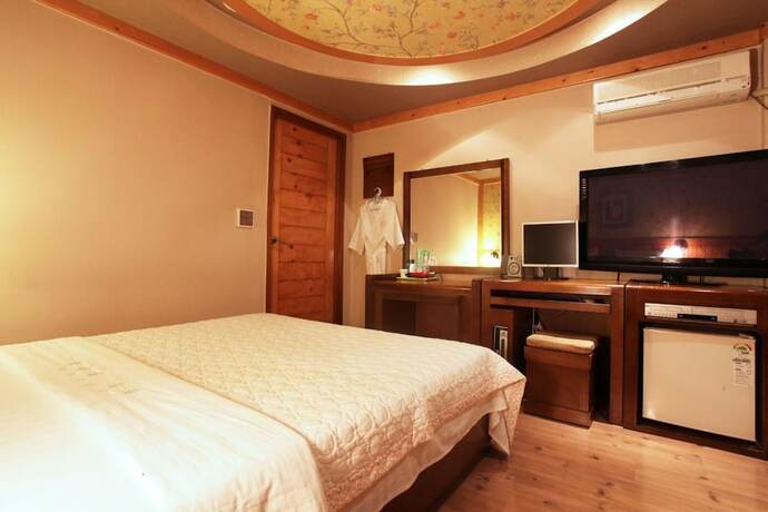 Imagen general del Hotel Pocheon Supsogui Gungjeon. Foto 4