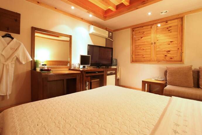 Imagen general del Hotel Pocheon Supsogui Gungjeon. Foto 11
