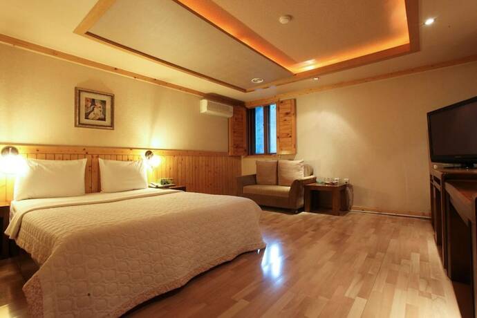 Imagen de la habitación del Hotel Pocheon Supsogui Gungjeon. Foto 17