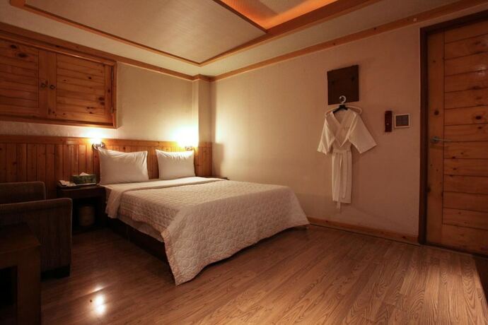 Imagen general del Hotel Pocheon Supsogui Gungjeon. Foto 16
