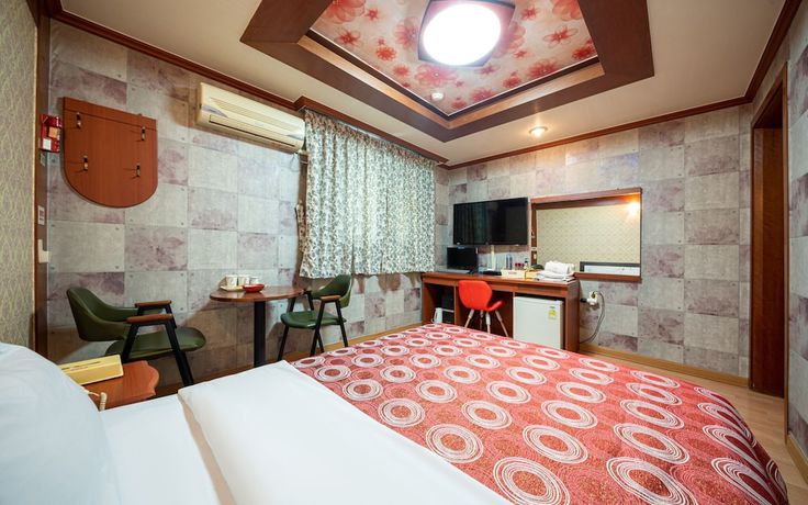 Imagen de la habitación del Hotel Pocheon Wine. Foto 2