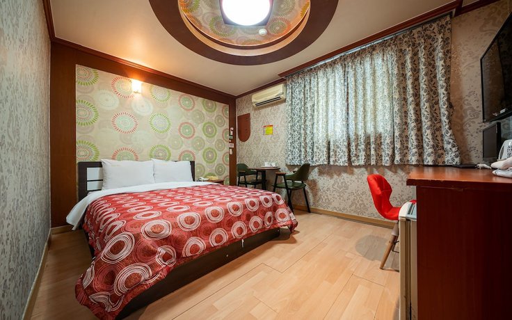 Imagen de la habitación del Hotel Pocheon Wine. Foto 3