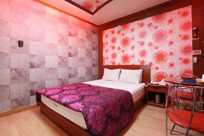 Imagen de la habitación del Hotel Pocheon Wine. Foto 18