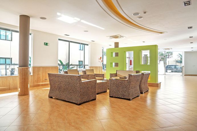 Imagen de los interiores del Hotel Pocillos Playa. Foto 15