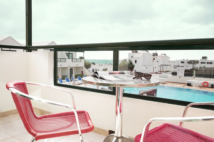 Imagen de la habitación del Hotel Pocillos Playa. Foto 11