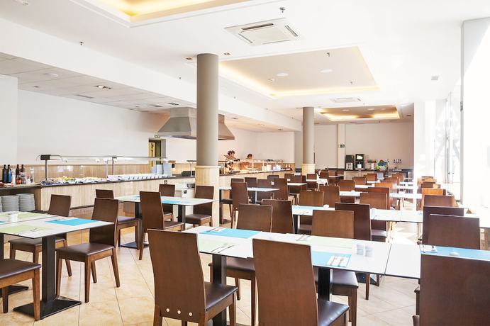 Imagen del bar/restaurante del Hotel Pocillos Playa. Foto 6