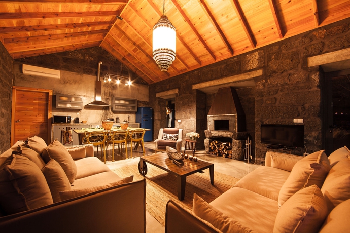 Imagen de los interiores del Hotel Pocinhobay. Foto 13