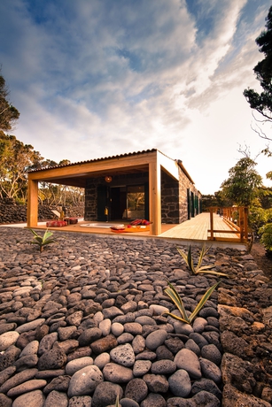 Imagen de los exteriores del Hotel Pocinhobay. Foto 12