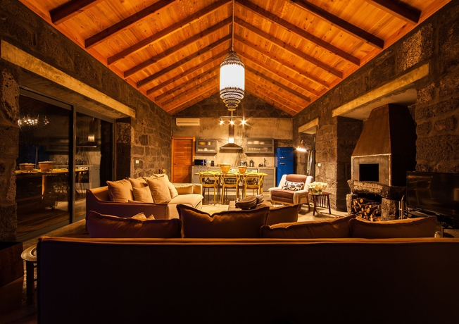 Imagen de los interiores del Hotel Pocinhobay. Foto 14