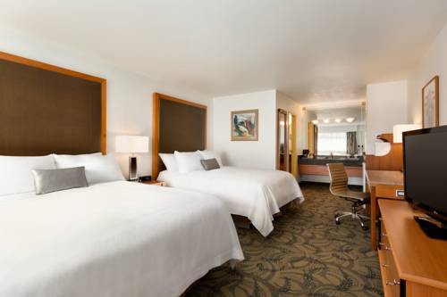 Imagen de la habitación del Hotel Poco Inn and Suites and Conference Centre. Foto 9