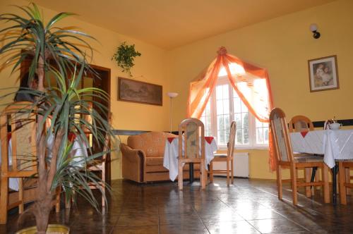 Imagen general del Hotel Pod Dębami. Foto 1
