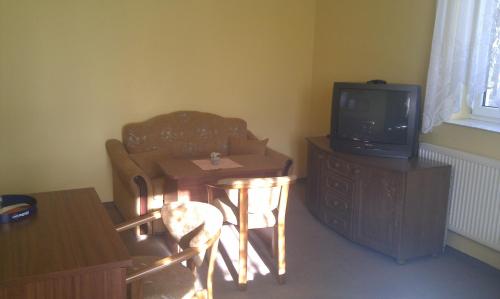 Imagen de la habitación del Hotel Pod Dębami. Foto 9