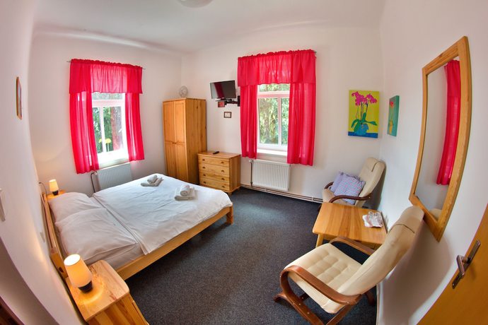 Imagen de la habitación del Hotel Pod &Scaron;ikmou Věž&iacute;. Foto 10