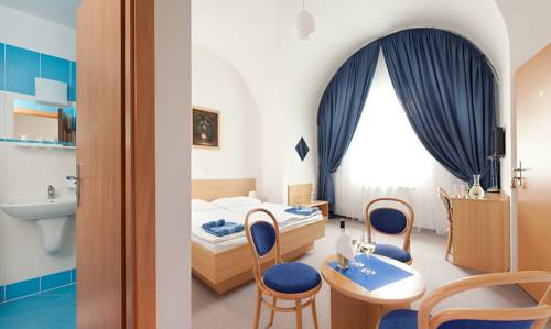 Imagen de la habitación del Hotel Pod Z&aacute;mkem. Foto 3