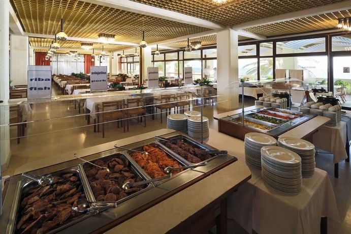 Imagen del bar/restaurante del Hotel Podgorka. Foto 6