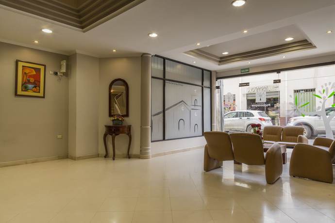 Imagen de los interiores del Hotel Podocarpus. Foto 14