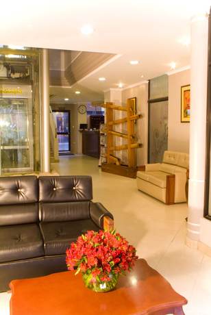 Imagen de los interiores del Hotel Podocarpus. Foto 18