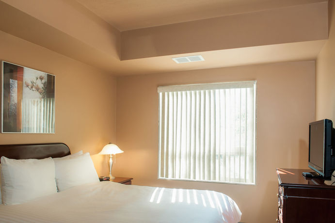 Imagen de los interiores del Hotel Podollan Rez-idence Fort Mcmurray. Foto 10