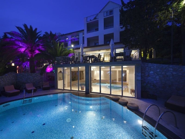 Imagen general del Hotel Podstine. Foto 9