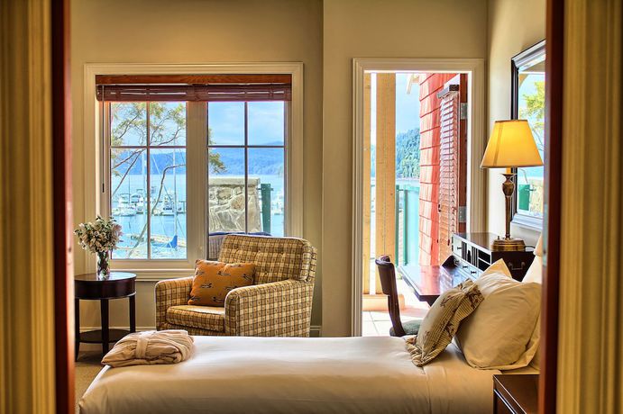 Imagen de la habitación del Hotel Poets Cove Resort and Spa. Foto 11