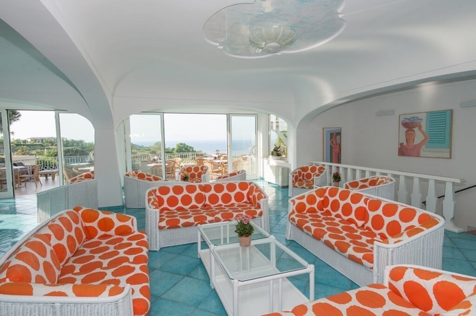 Imagen de los interiores del Hotel Poggio Aragosta and Spa. Foto 14