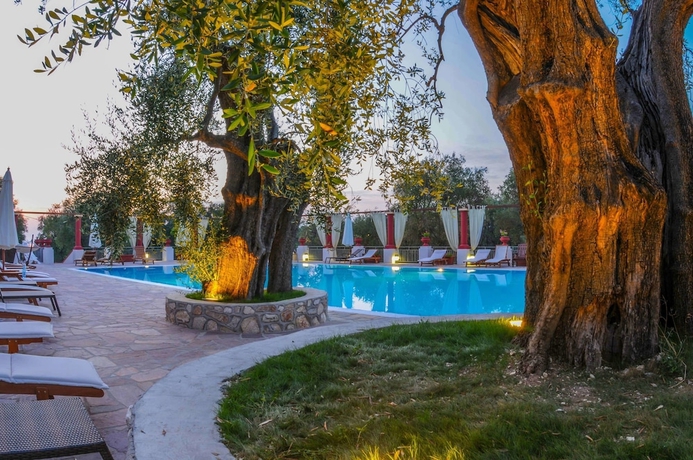 Imagen de la piscina del Hotel Poggio Degli Ulivi. Foto 19
