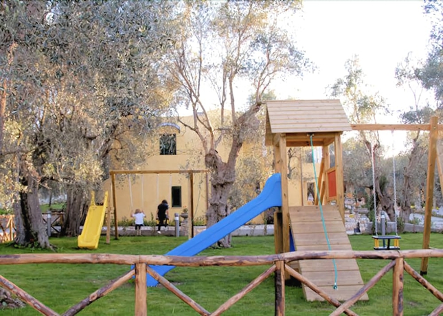 Imagen de los exteriores del Hotel Poggio Degli Ulivi. Foto 14