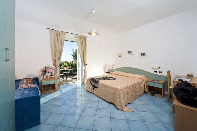 Imagen de la habitación del Hotel Poggio Del Sole, Ischia. Foto 10