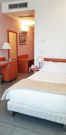 Imagen de la habitación del Hotel Poggio Del Sole, Ragusa. Foto 9