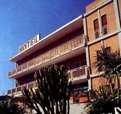 Imagen de los exteriores del Hotel Poggio Ducale. Foto 2