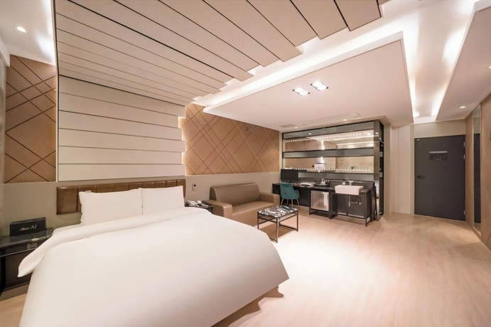 Imagen de la habitación del Hotel Pohang A1Haedo. Foto 14