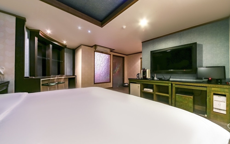 Imagen de la habitación del Hotel Pohang EandA. Foto 19