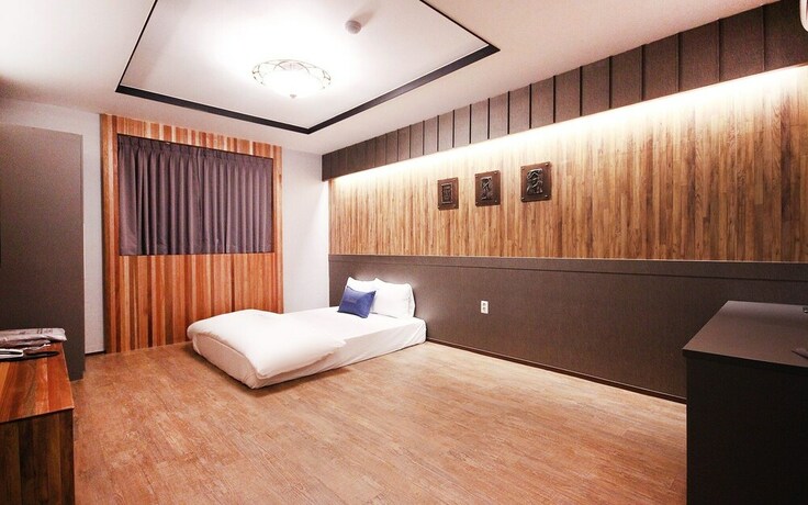 Imagen de la habitación del Hotel Pohang Haedodong Hidden. Foto 27