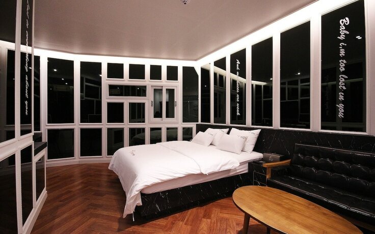 Imagen de la habitación del Hotel Pohang Haedo-dong New Bom Stay. Foto 17