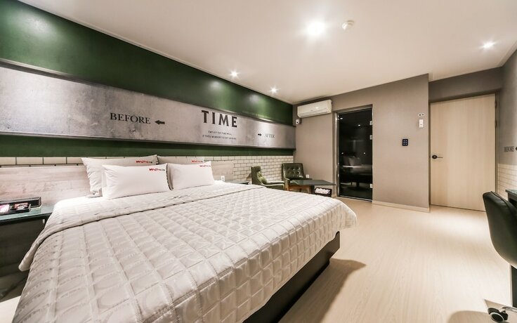Imagen de la habitación del Hotel Pohang Ocheon Montana. Foto 13