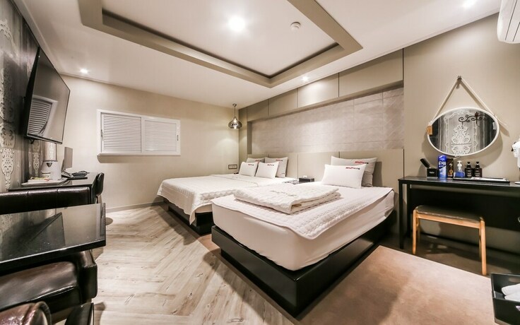 Imagen de la habitación del Hotel Pohang Ocheon Montana. Foto 14