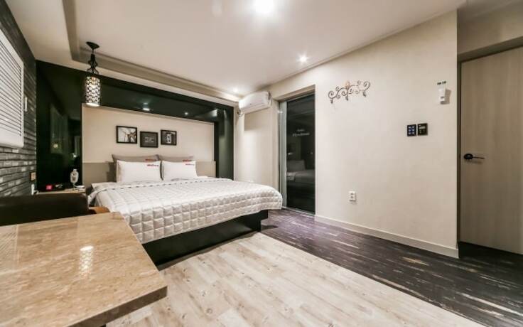 Imagen de la habitación del Hotel Pohang Ocheon Montana. Foto 17
